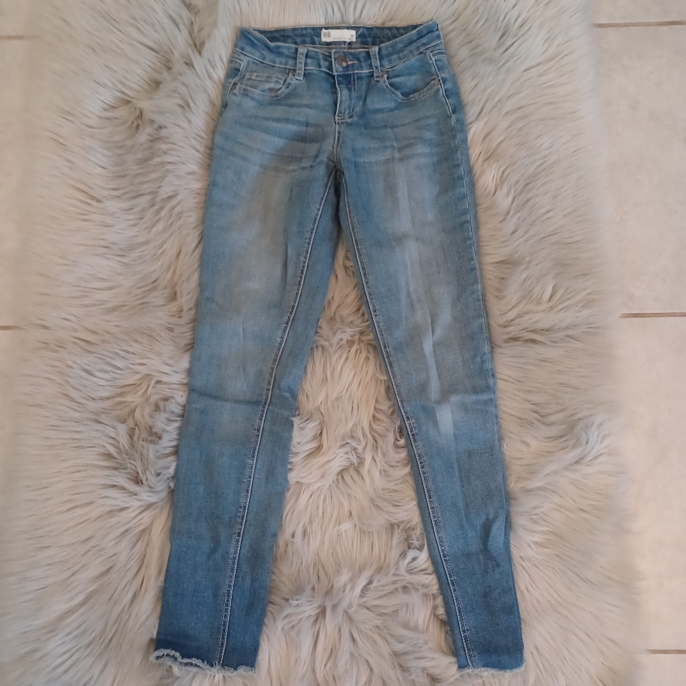 RSQ Blue Denim Melrose Cuff Ankle Jeans Size 10 - Picture 2 of 7